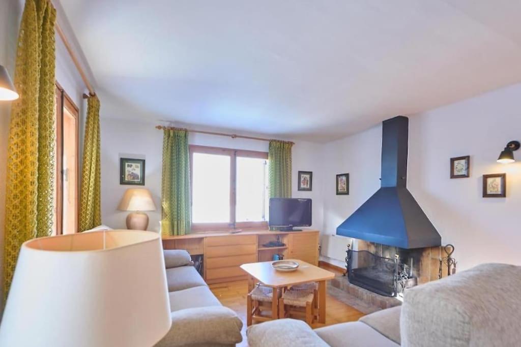 Escardacs Casa L'Avet. El Vilar D'Urtx מראה חיצוני תמונה