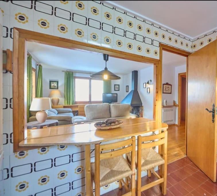Escardacs Casa L'Avet. El Vilar D'Urtx מראה חיצוני תמונה